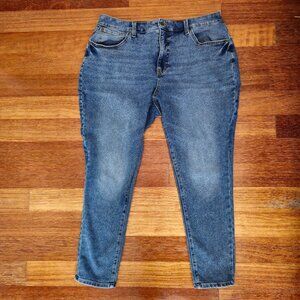 Time & Tru High Rise Curvy Jeans 16 Short Skinny Blue Denim Four-Way Stretch